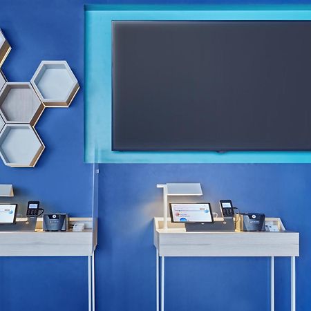 מלון One מונקלובה מראה חיצוני תמונה